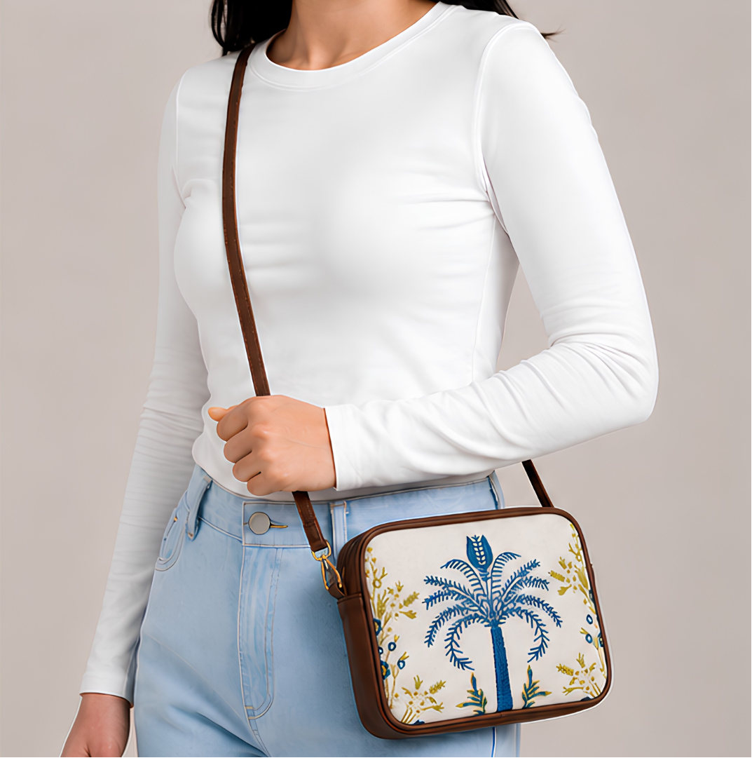 Elegant Floral Canvas Crossbody Bag for Women