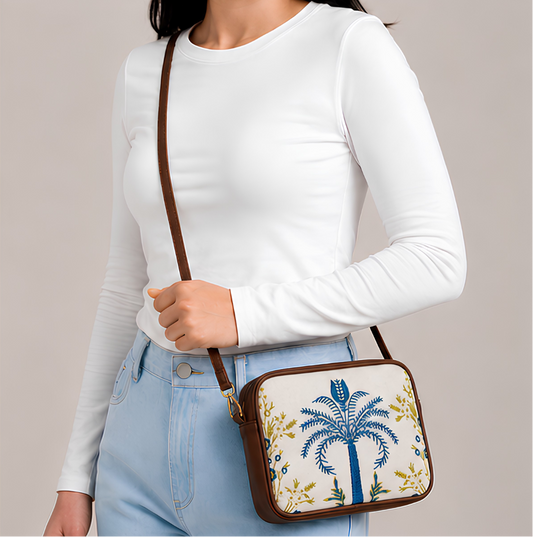 Elegant Floral Canvas Crossbody Bag for Women